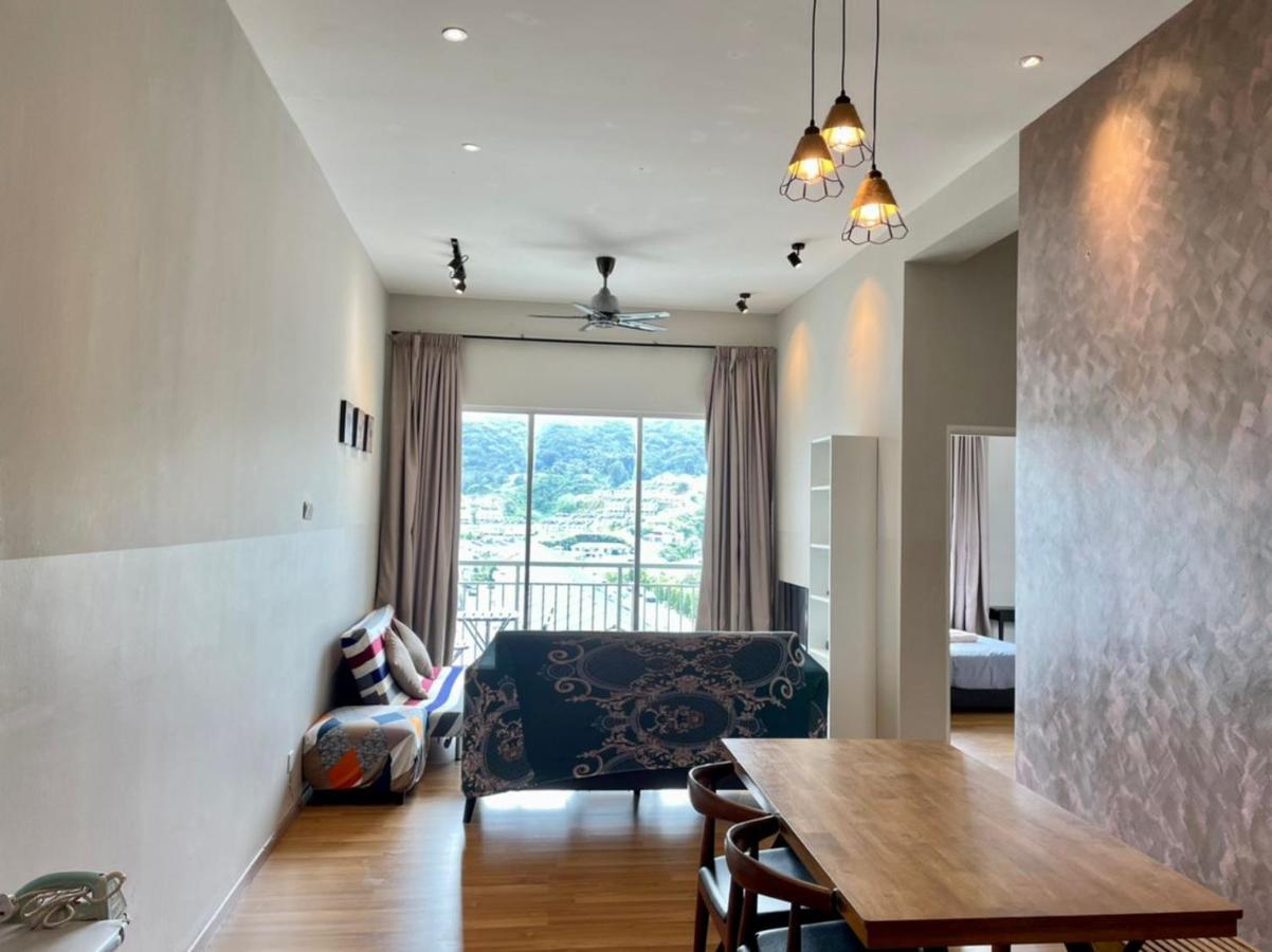Play At Golden Hills Apartment *